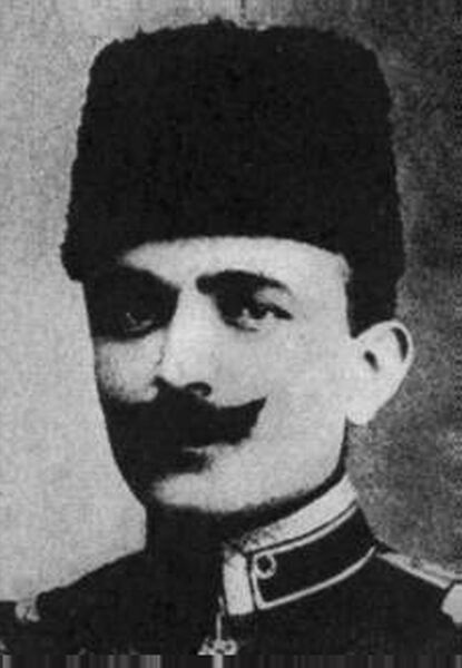 Enver Pasha, Minister of War. A leader of the Young Turks. Turned the Turkish army over to Germany.