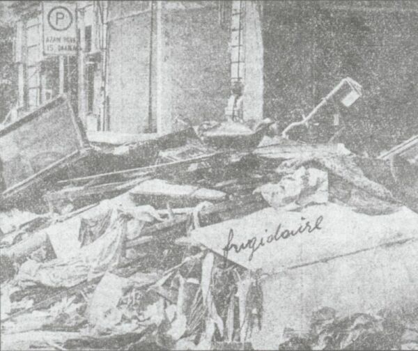 Goods of Hellenic shops destroyed by the Turks were thrown on the streets.