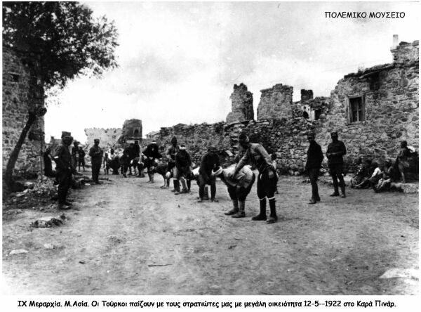 Hellenic soldiers and Turks playing together during the war against Turkey.