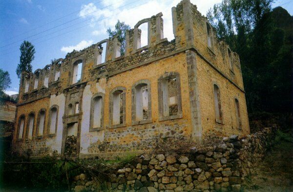 Remains of an Hellenic school in Pontos. Frontistirio Palaias Argyroupolis.