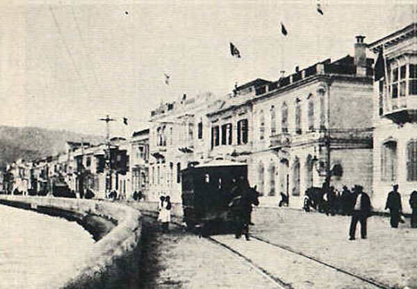 The quay, showing a tram.