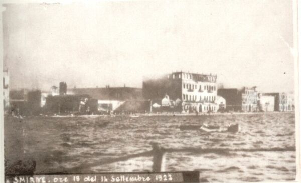 Buildings on fire at the quay. 14.Sep.1922. 06:00 PM.