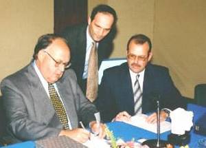 Signing the agreement