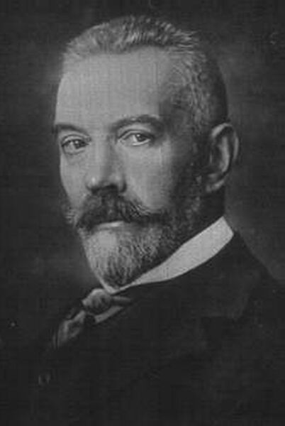 Theobald von Bethmann-Hollweg, German Chancelor.